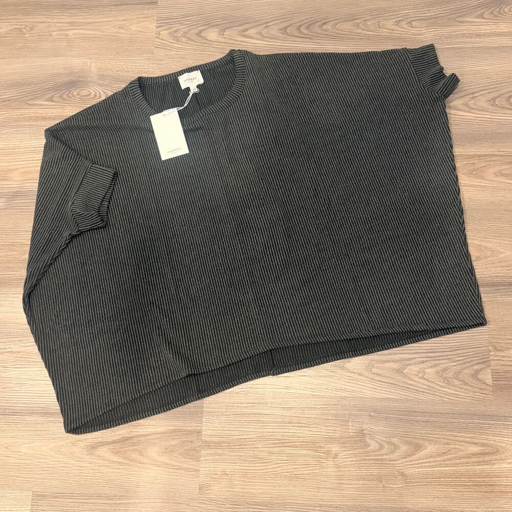 Boxy Oversized Top medium/large top new